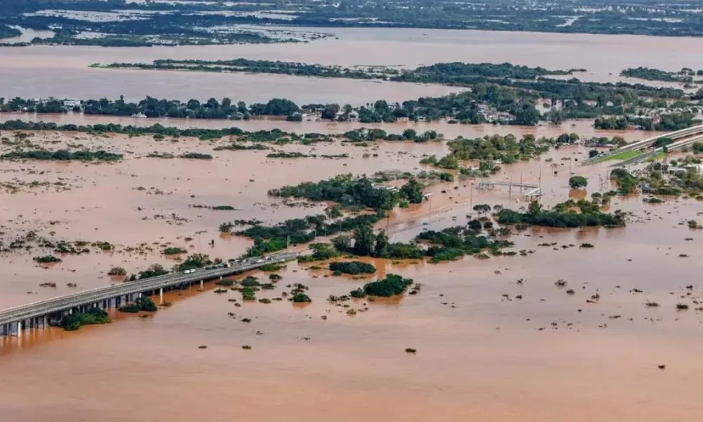 Prioridade na Restituição do IR: Receita Federal anuncia medida para auxiliar moradores do RS afetados pelas enchentes.